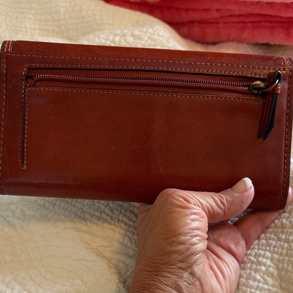 Coach Tan Leather wallet with Brass Buckle - Picture 9 of 9